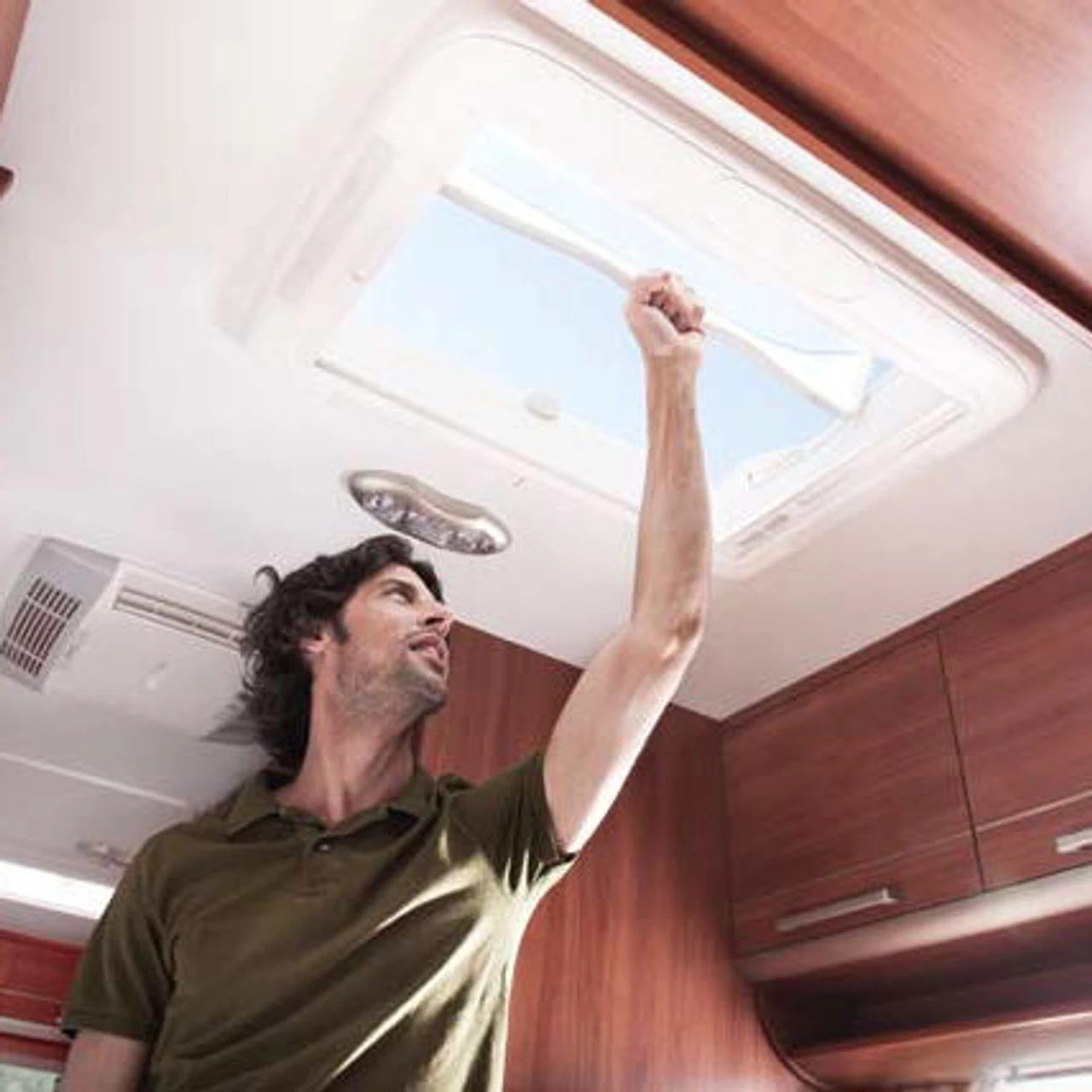 Dometic Seitz Mini Heki Style Caravan & Motorhome Roof Light Vent 8 Dometic Seitz Mini Heki Style Caravan & Motorhome Roof Light Vent - Image 8
