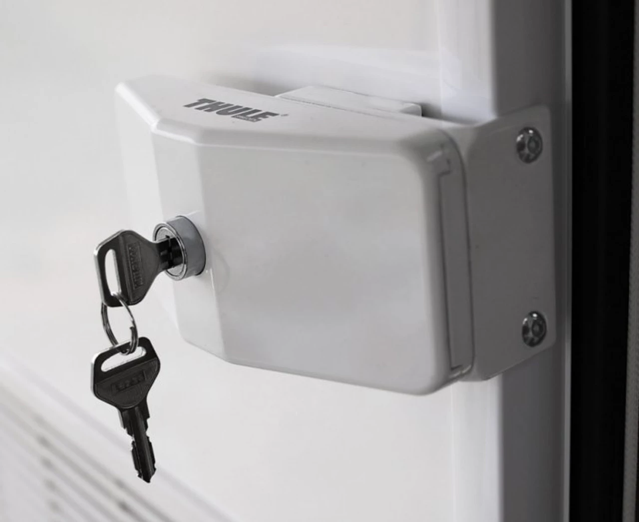 Thule Caravan and Motorhome Single & Triple Pack Door Lock 2 Thule Caravan and Motorhome Single & Triple Pack Door Lock - Image 2